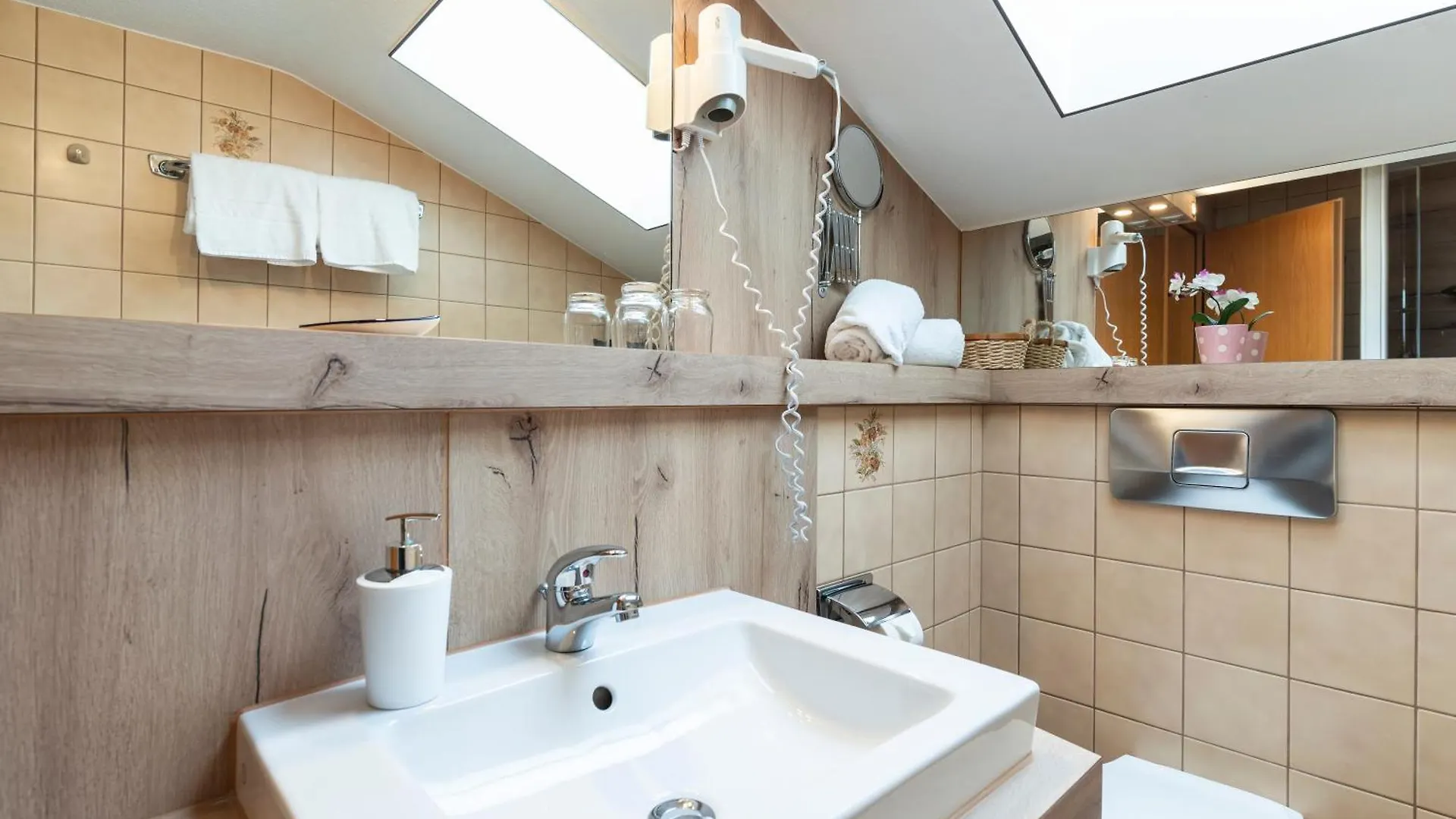 Gaestehaus Rosenblueh Oberstdorf Apartment
