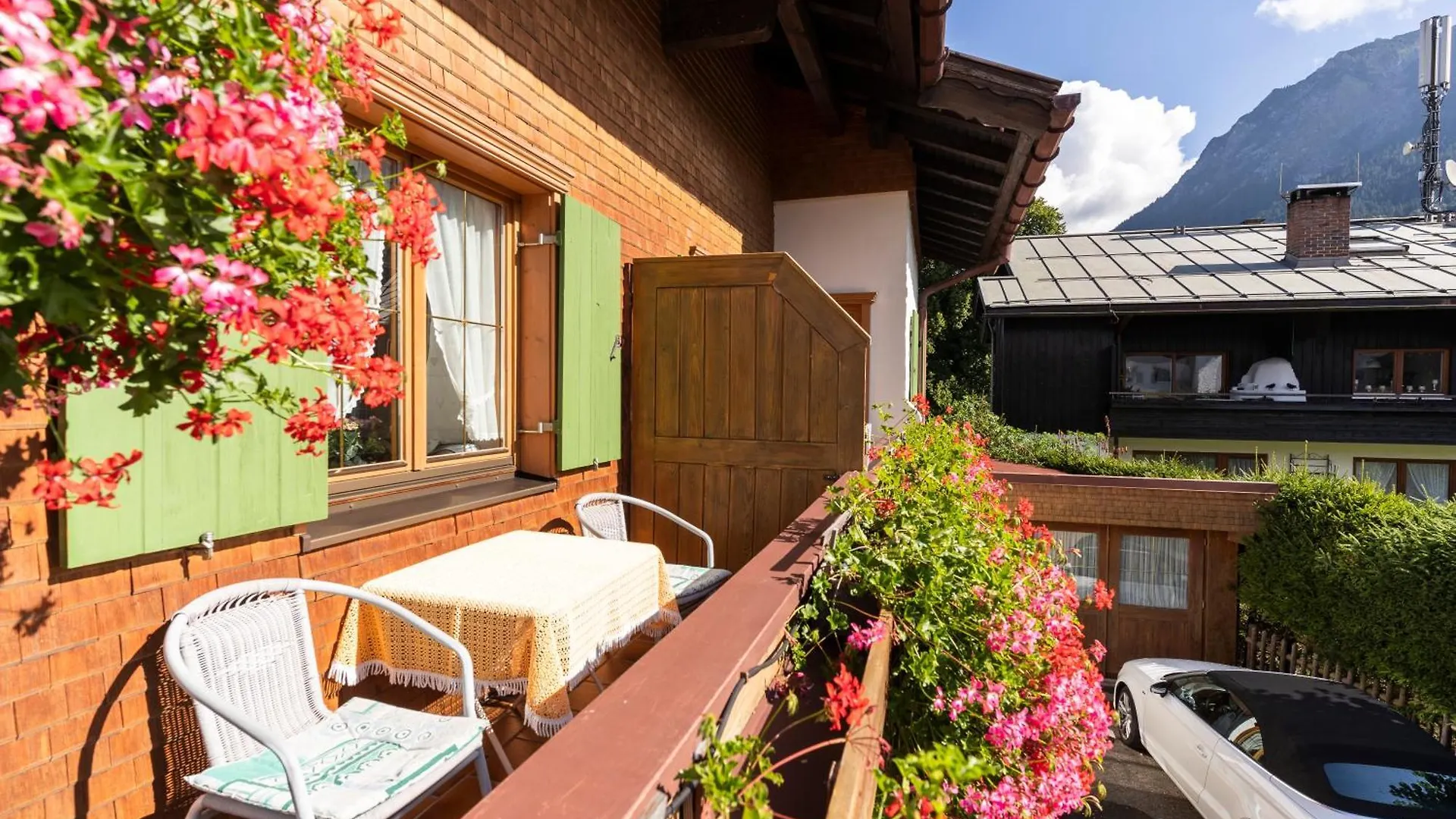 Gaestehaus Rosenblueh Oberstdorf Apartment